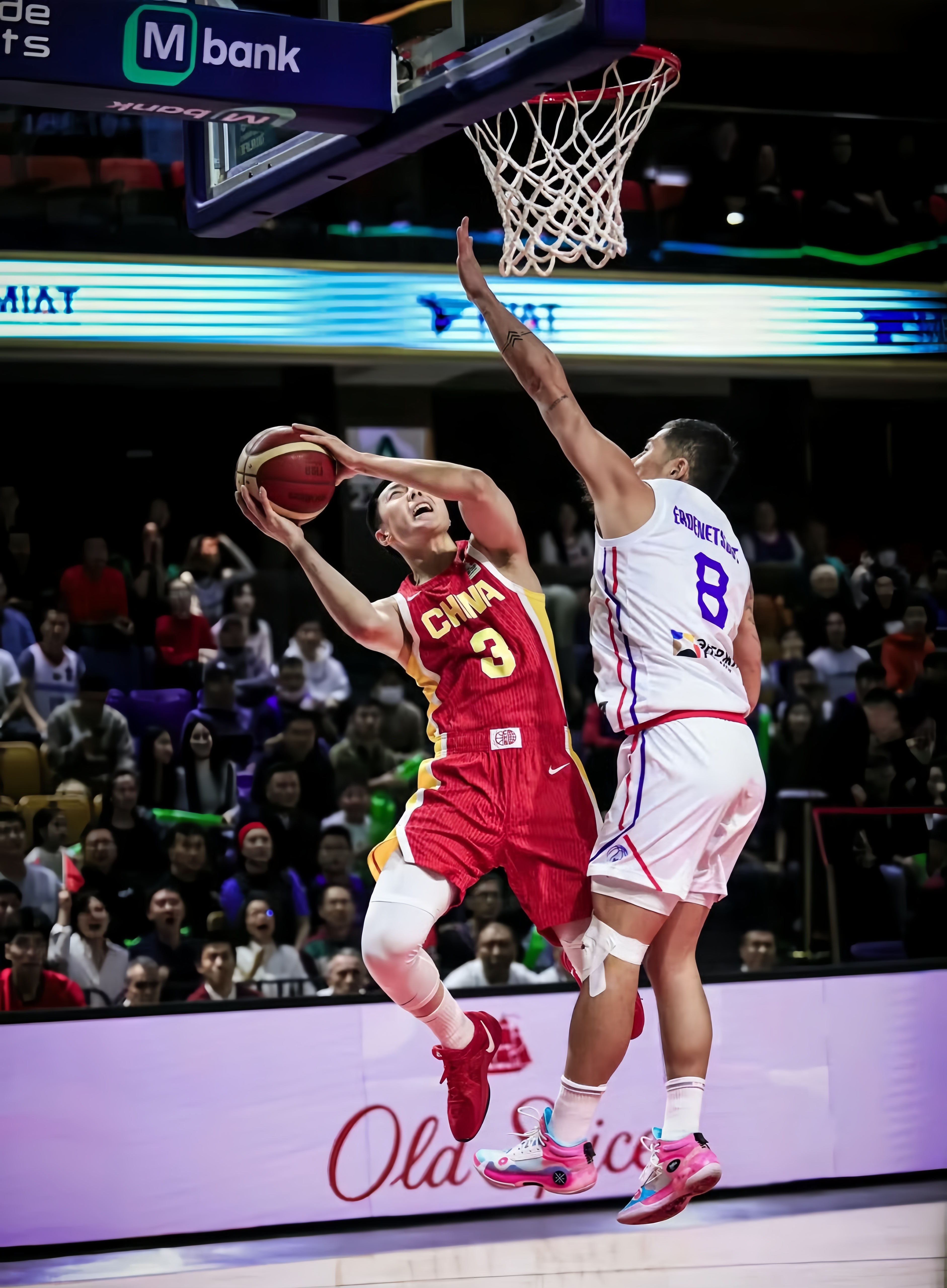 爱游戏APP推荐关于窗口期门兴格拉德巴赫备战亚冠，篮板制胜细节曝光，信心回归，资深球员宣示担当的信息