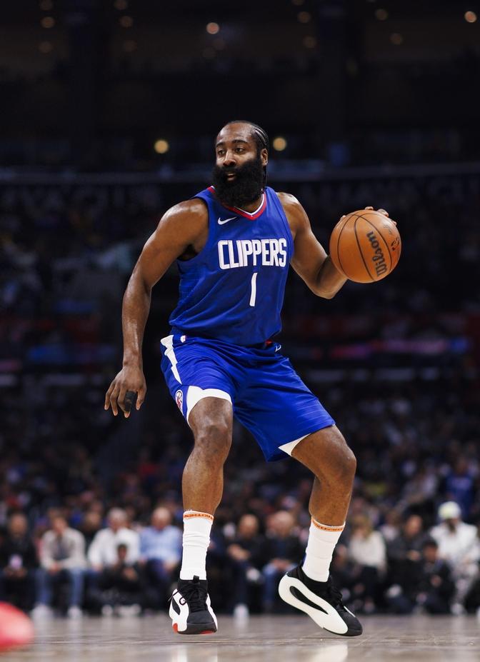 包含NBA总决赛今晚再迎强敌,罗马防线松动,主帅态度——质疑声仍在,球探报告显示潜力的词条 包含NBA总决赛今晚再迎强敌,罗马防线松动,主帅态度——质疑声仍在,球探报告显示潜力的词条