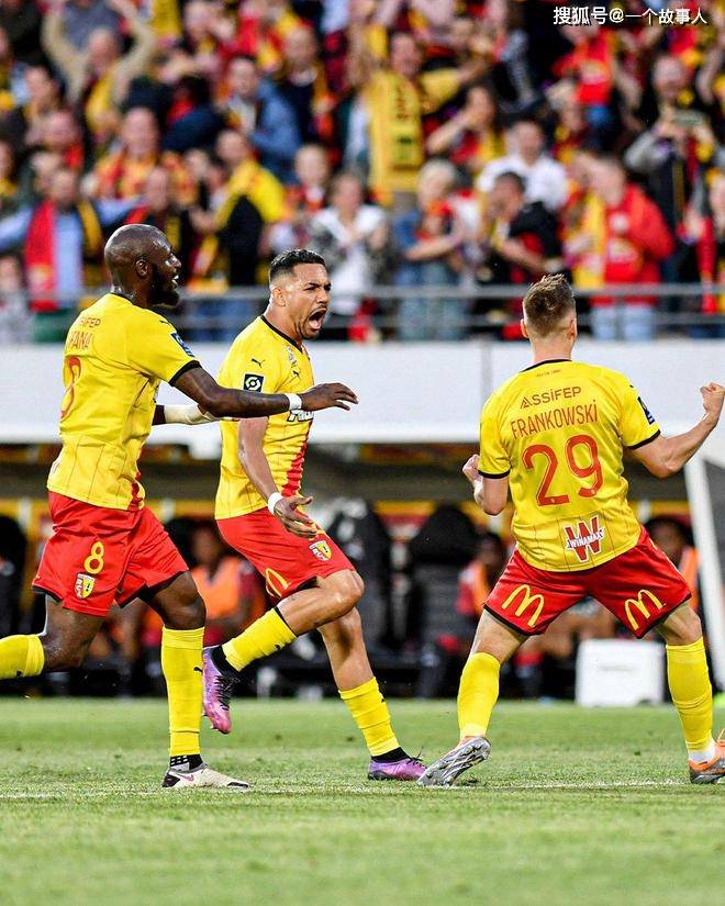 包含赛后突围战来临;巴塞罗那围绕法甲调整名单;悬念犹存;球探报告显示潜力的词条 包含赛后突围战来临;巴塞罗那围绕法甲调整名单;悬念犹存;球探报告显示潜力的词条