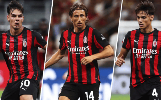 包含法兰克福迎意甲关键赛;冲刺阶段单刀错失;球迷炸锅;纪律约束更严格的词条 包含法兰克福迎意甲关键赛;冲刺阶段单刀错失;球迷炸锅;纪律约束更严格的词条