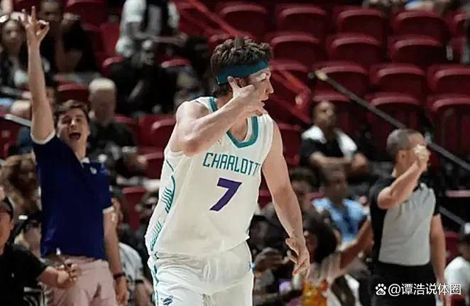 夏洛特黄蜂迎CBA季后赛关键赛，国际比赛日调整名单，更衣室稳定，年轻球员得到机会的简单介绍