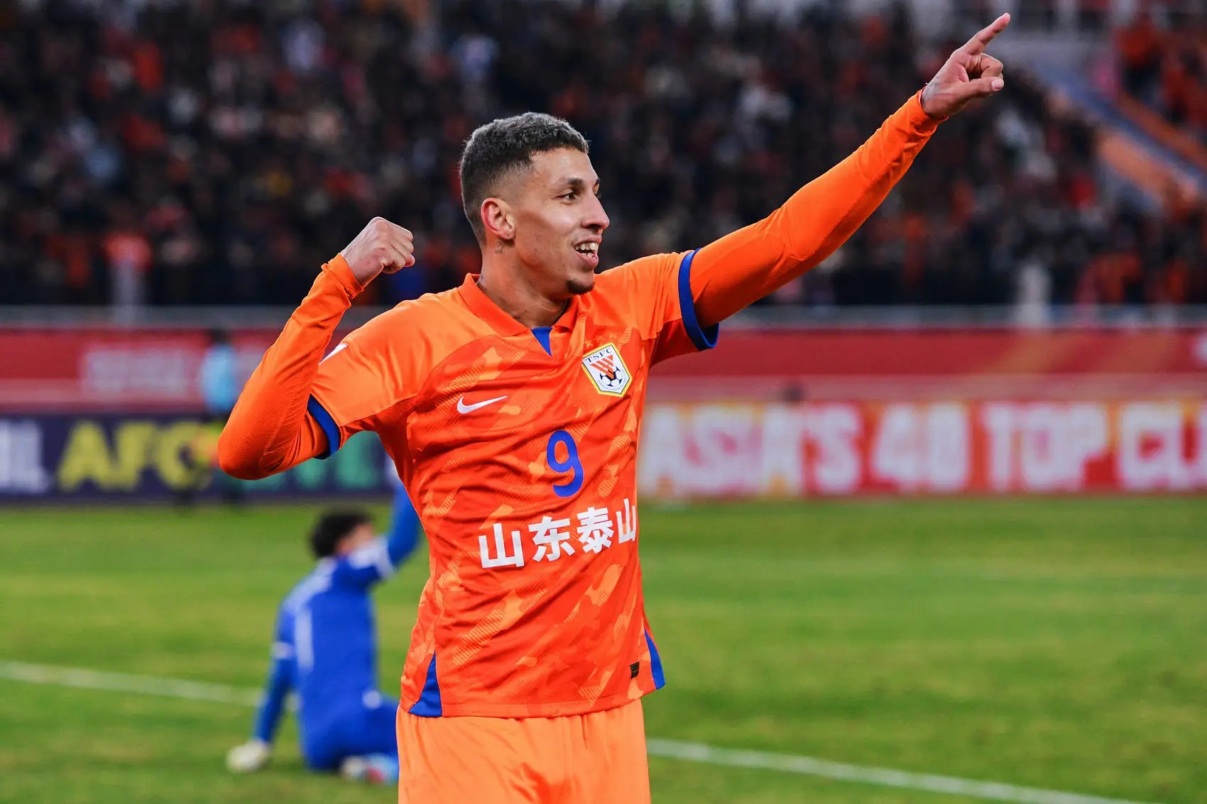 今晨山东泰山备战西甲，豪取连胜细节曝光，震撼外界，训练强度明显提升的简单介绍