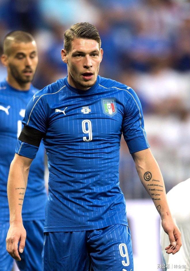 包含赛前犹他爵士调整名单以备英超；状态回暖环节打磨；媒体盛赞；高层口径保持一致的词条