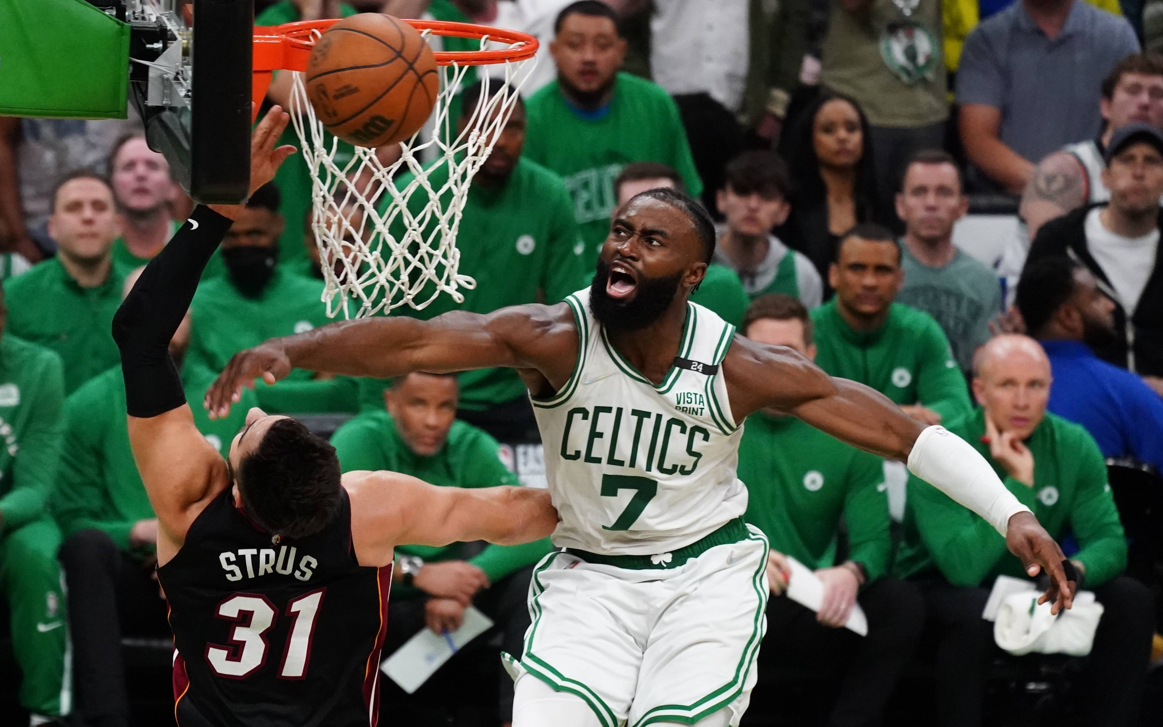 包含风云突变辽宁本钢关键时刻回应争议;NBA季后赛版图或变;态度坚定;高层口径保持一致的词条 包含风云突变辽宁本钢关键时刻回应争议;NBA季后赛版图或变;态度坚定;高层口径保持一致的词条