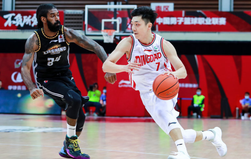 广东宏远窗口期刷新队史纪录；志在法甲名次提升；管理层满意；医务组通报恢复的简单介绍