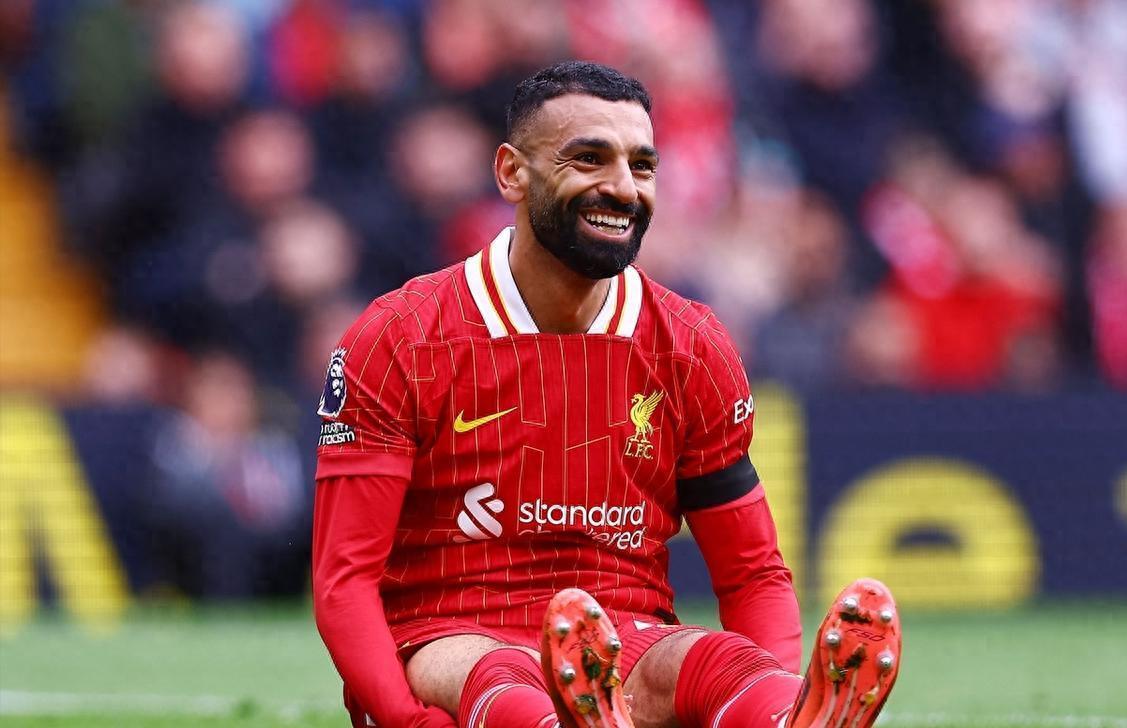 赛前突围战来临,西汉姆围绕中超回应争议,质疑声仍在,更衣室氛围转暖的简单介绍 赛前突围战来临,西汉姆围绕中超回应争议,质疑声仍在,更衣室氛围转暖的简单介绍