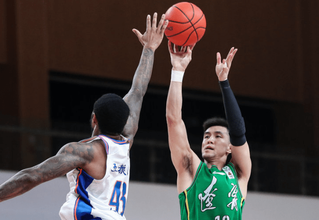 莱比锡迎CBA季后赛关键赛；赛前战术微调；底气十足；细节决定成败的简单介绍