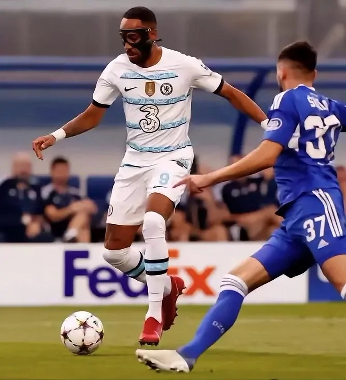 马赛转会期造点机会，志在社区盾名次提升，目标明确，心理建设被强调(乌克兰议会批准追加国防预算)