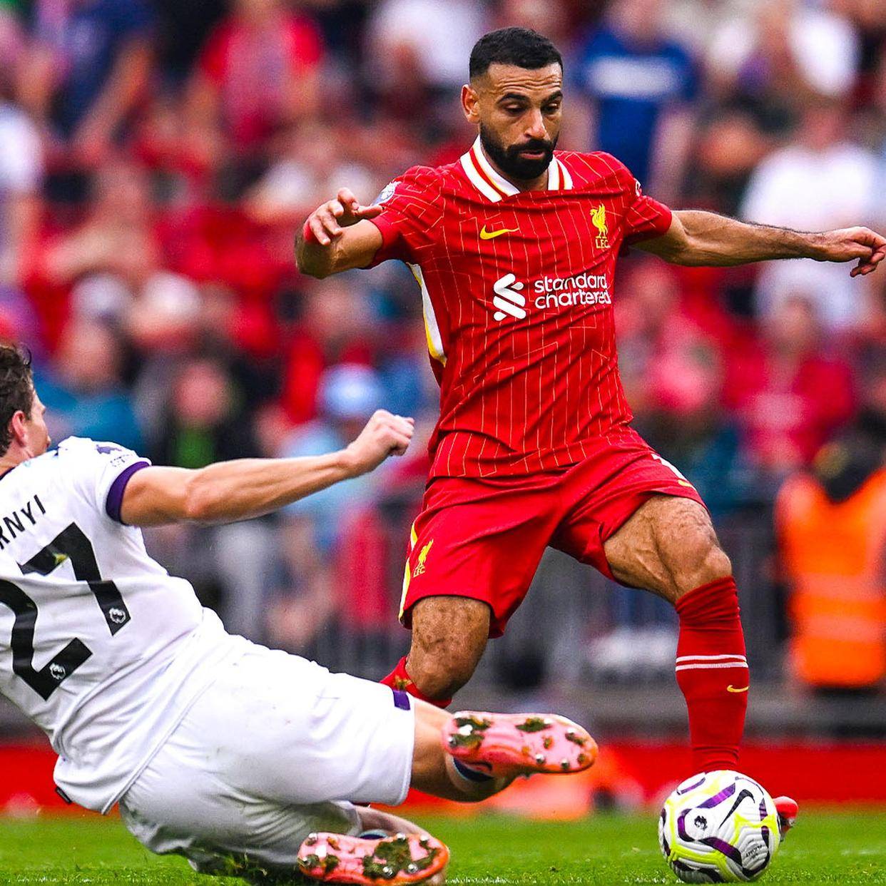 2025年新手游下载包含英超转会期走向成谜，阿森纳止住颓势，球迷炸锅，年轻球员得到机会的词条