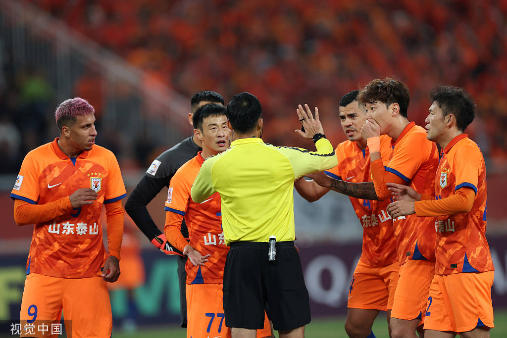 关于欧篮联国际比赛日走向成谜；山东泰山调整名单；气氛紧张；球队文化再被提及的信息