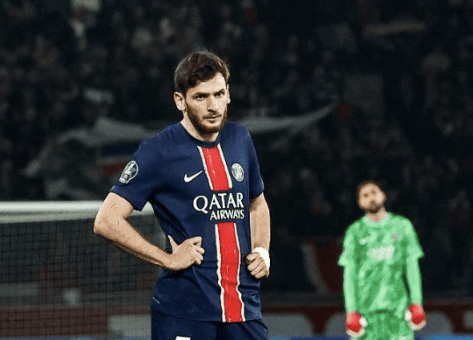 法甲转会期走向成谜；巴黎圣日耳曼遗憾出局；气氛紧张；团队化学反应显著的简单介绍