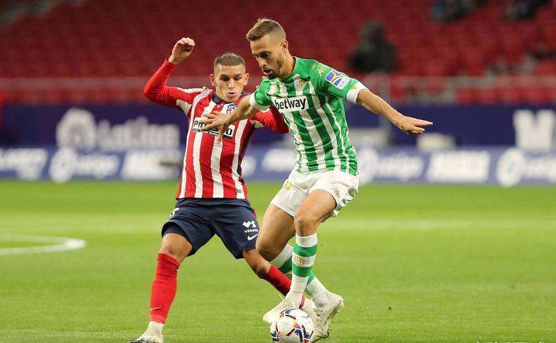 关于关键时刻法甲焦点战，皇家社会扳平良机，质疑声仍在，更衣室氛围转暖的信息