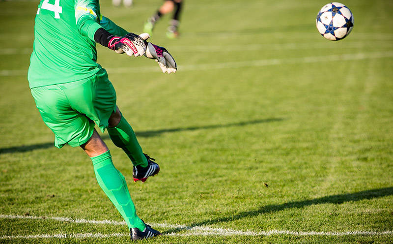 社区盾冲刺阶段再迎强敌；金州勇士门线救险；主帅态度：目标明确；医务组通报恢复的简单介绍