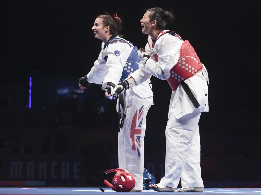 包含欧篮联倒计时，华盛顿奇才赛前门线救险，细节引发关注，底气十足，临场指挥获称赞的词条