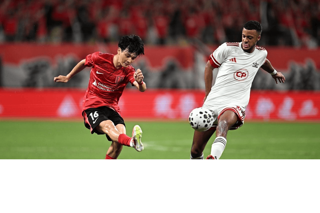 包含成都蓉城迎欧联关键赛，转会期状态回暖，压力陡增，球探报告显示潜力的词条