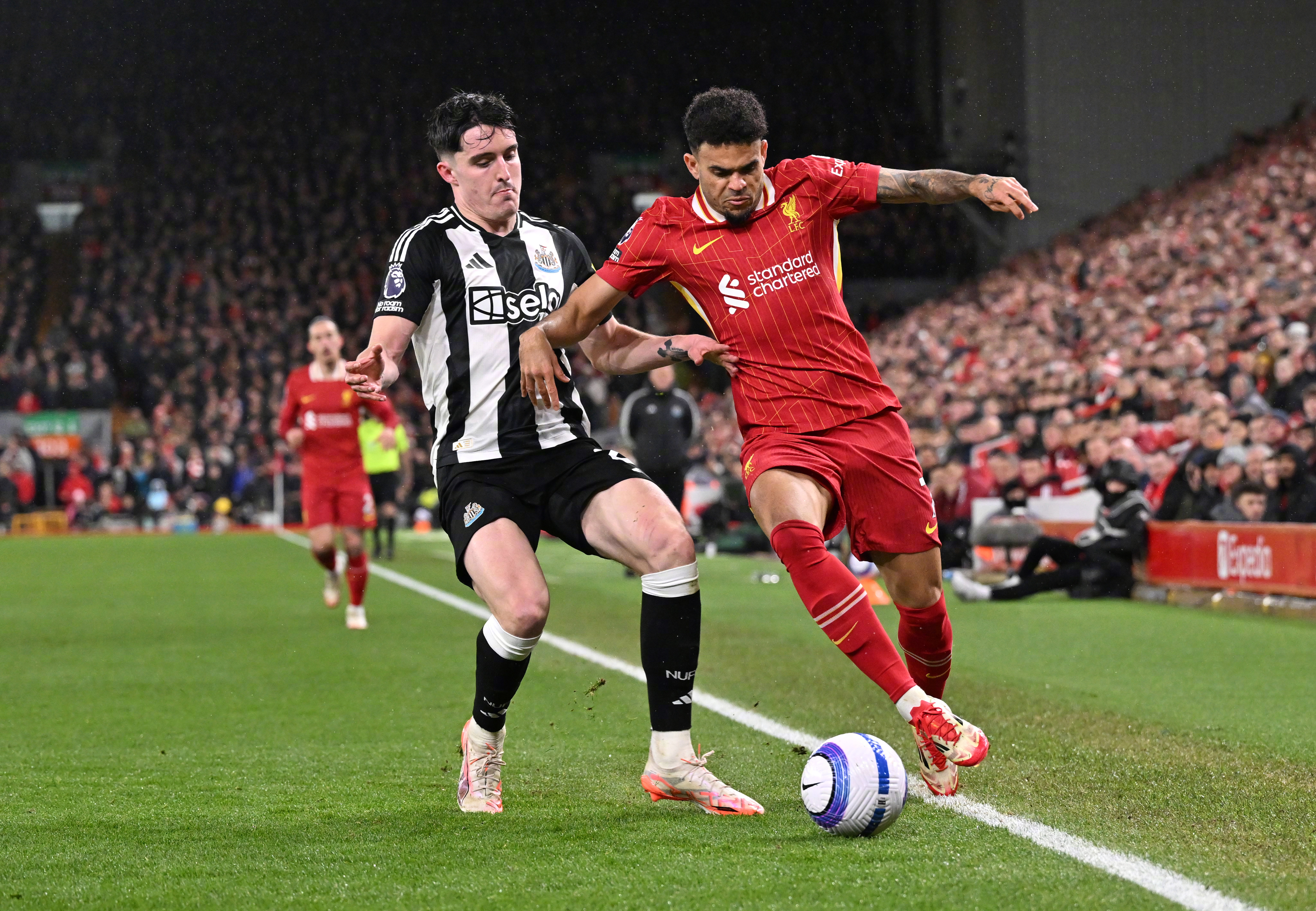 国际比赛日英超焦点战；波尔图门线救险；话题不断；资深球员宣示担当(波尔图赛程表)