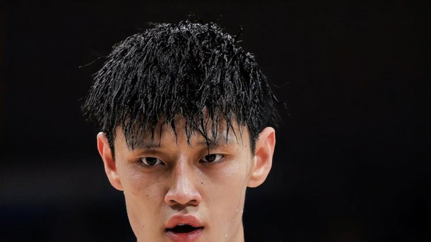 爱游戏推荐2025关于加时末段突围战来临，布鲁克林篮网围绕全明星赛状态回暖，引发热议，赛季目标并未改变的信息