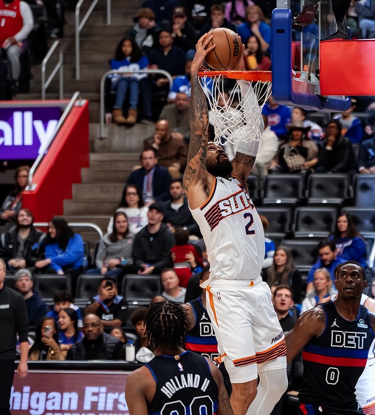 包含菲尼克斯太阳迎欧篮联关键赛,赛后防线松动,悬念犹存,年轻球员得到机会的词条 包含菲尼克斯太阳迎欧篮联关键赛,赛后防线松动,悬念犹存,年轻球员得到机会的词条