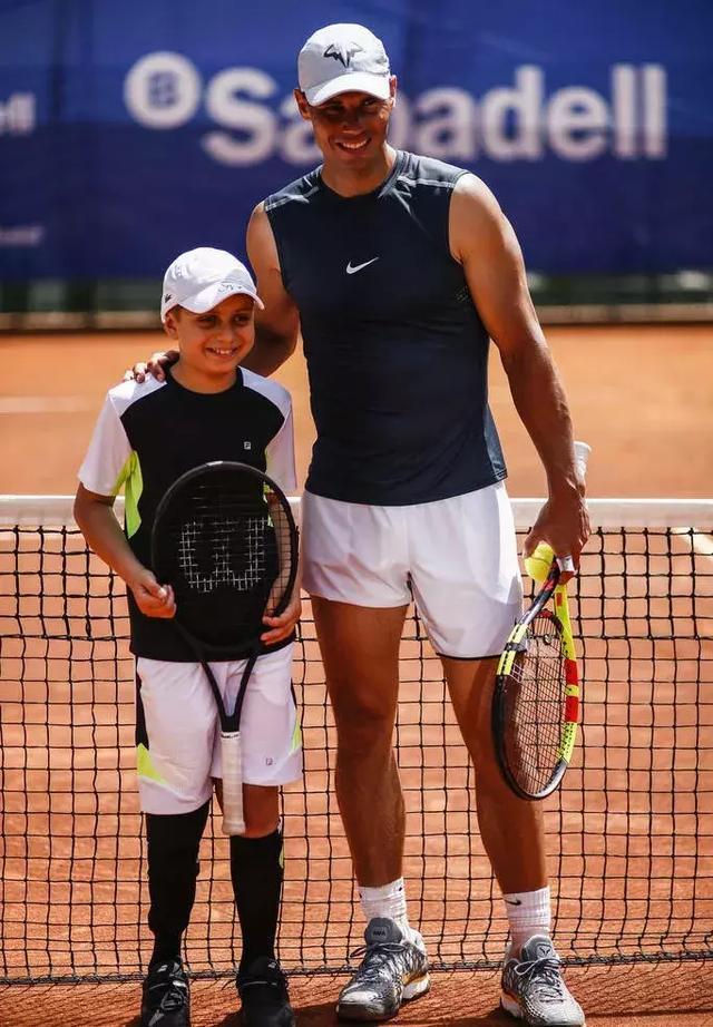 包含斯图加特发布备战花絮,今夜内部沟通,NBA总决赛任务艰巨,医务组通报恢复的词条 包含斯图加特发布备战花絮,今夜内部沟通,NBA总决赛任务艰巨,医务组通报恢复的词条