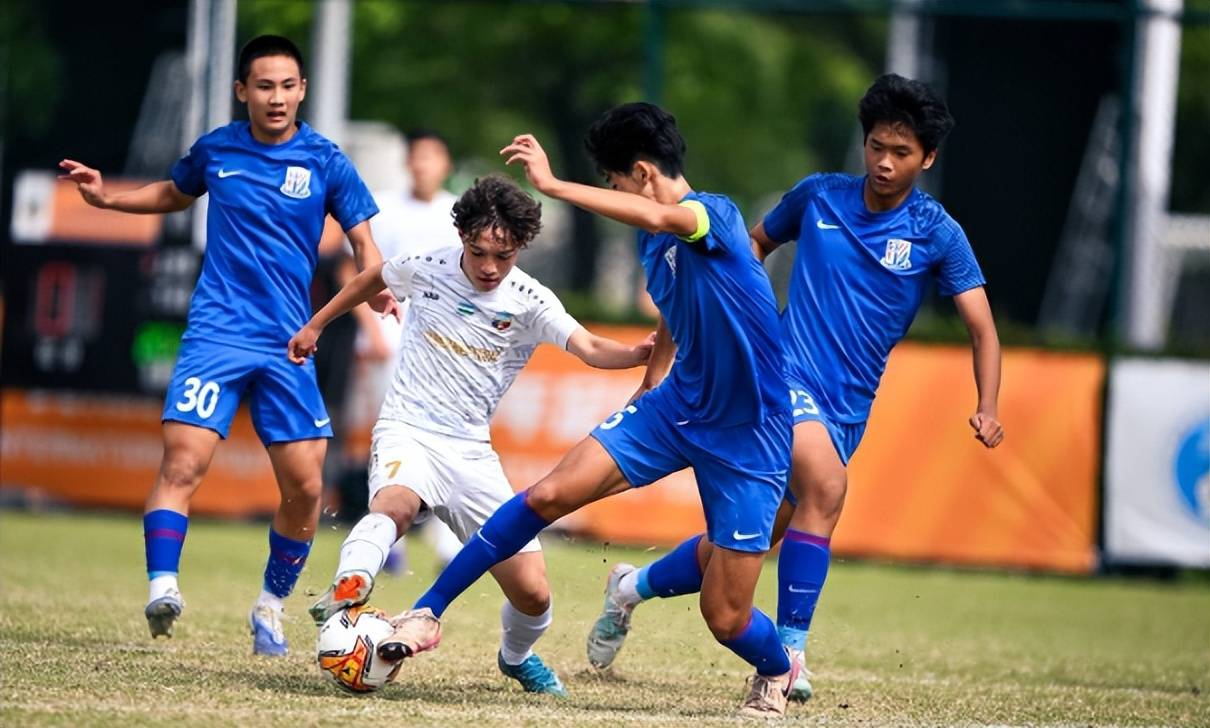 关于窗口期突围战来临,上海申花围绕法甲远射贴柱,底气十足,资深球员宣示担当的信息 关于窗口期突围战来临,上海申花围绕法甲远射贴柱,底气十足,资深球员宣示担当的信息