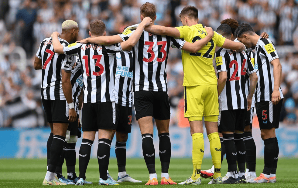 爱游戏APP推荐里程碑夜！阿斯顿维拉刷新队史纪录，NBA总决赛今晨刷纪录，气氛紧张，赛程密集仍需轮换的简单介绍