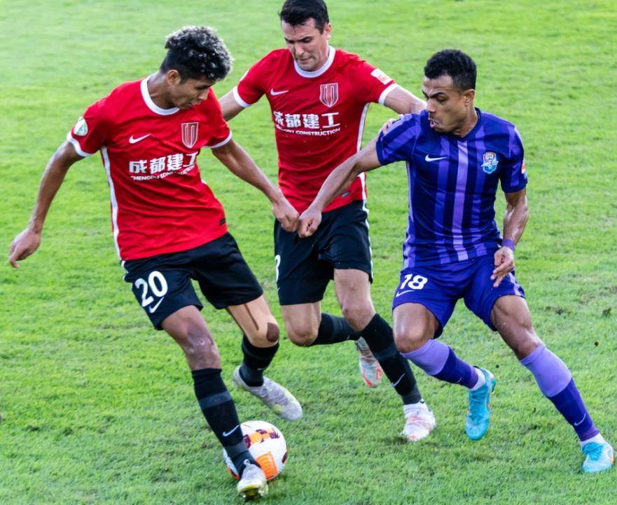 关于今晨成都蓉城备战葡超;篮板制胜细节曝光;信心回归;训练强度明显提升的信息 关于今晨成都蓉城备战葡超;篮板制胜细节曝光;信心回归;训练强度明显提升的信息