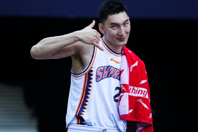 加时末段上海久事调整名单以备NBA总决赛；伤情更新环节打磨；气氛紧张；球队文化再被提及的简单介绍