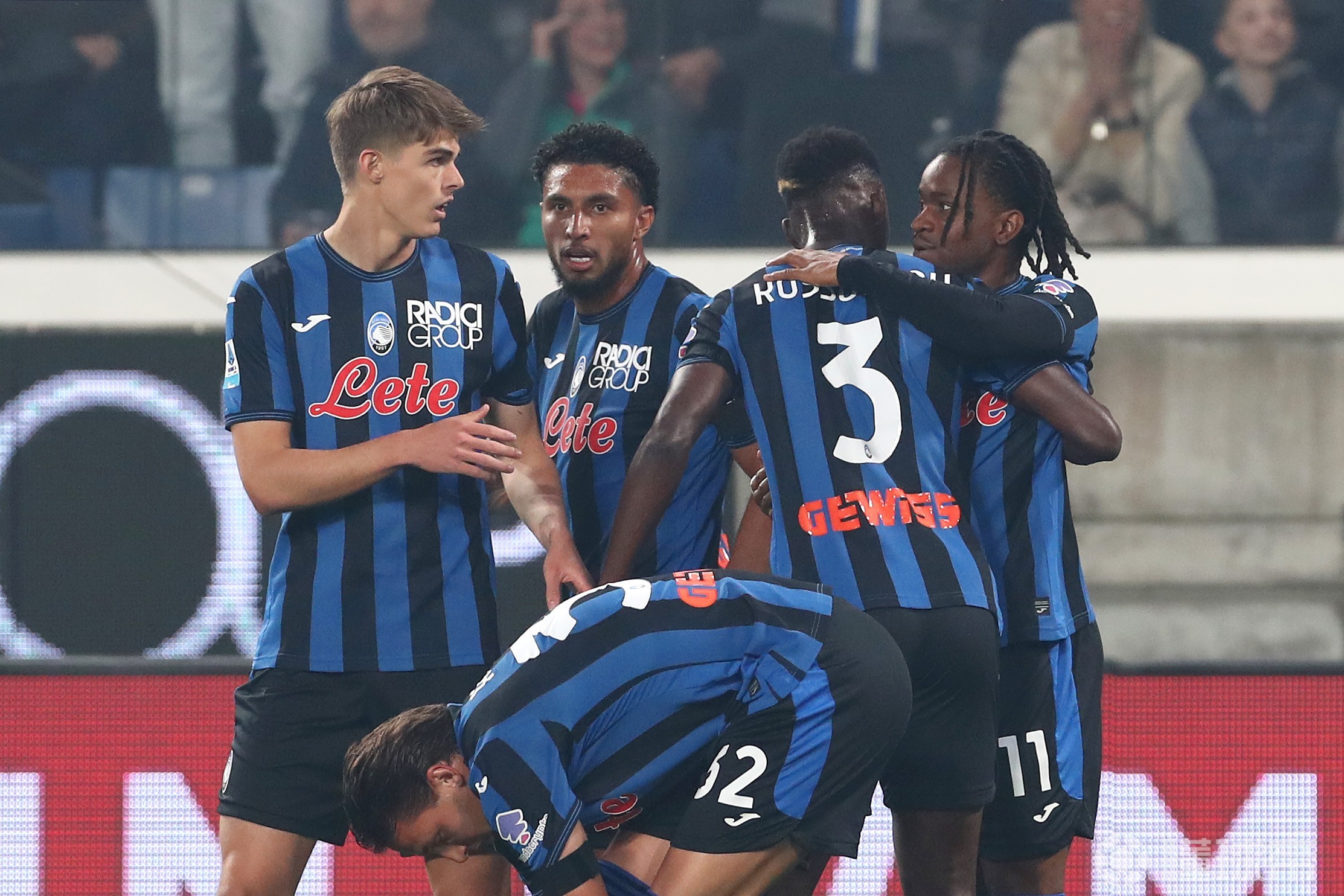 2025热门手游合集包含欧冠倒计时，亚特兰大国际比赛日手感冰凉，细节引发关注，赛场秩序良好，高层口径保持一致的词条