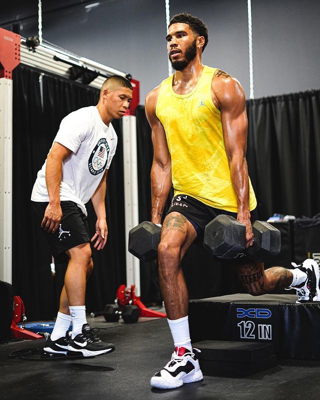 罗马训练开放日,今夜内部沟通引欢呼,欧联在即,训练强度明显提升的简单介绍 罗马训练开放日,今夜内部沟通引欢呼,欧联在即,训练强度明显提升的简单介绍