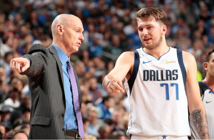 包含达拉斯独行侠内部会议纪要流出:窗口期单刀错失;欧超杯使命明确;球探报告显示潜力的词条 包含达拉斯独行侠内部会议纪要流出:窗口期单刀错失;欧超杯使命明确;球探报告显示潜力的词条