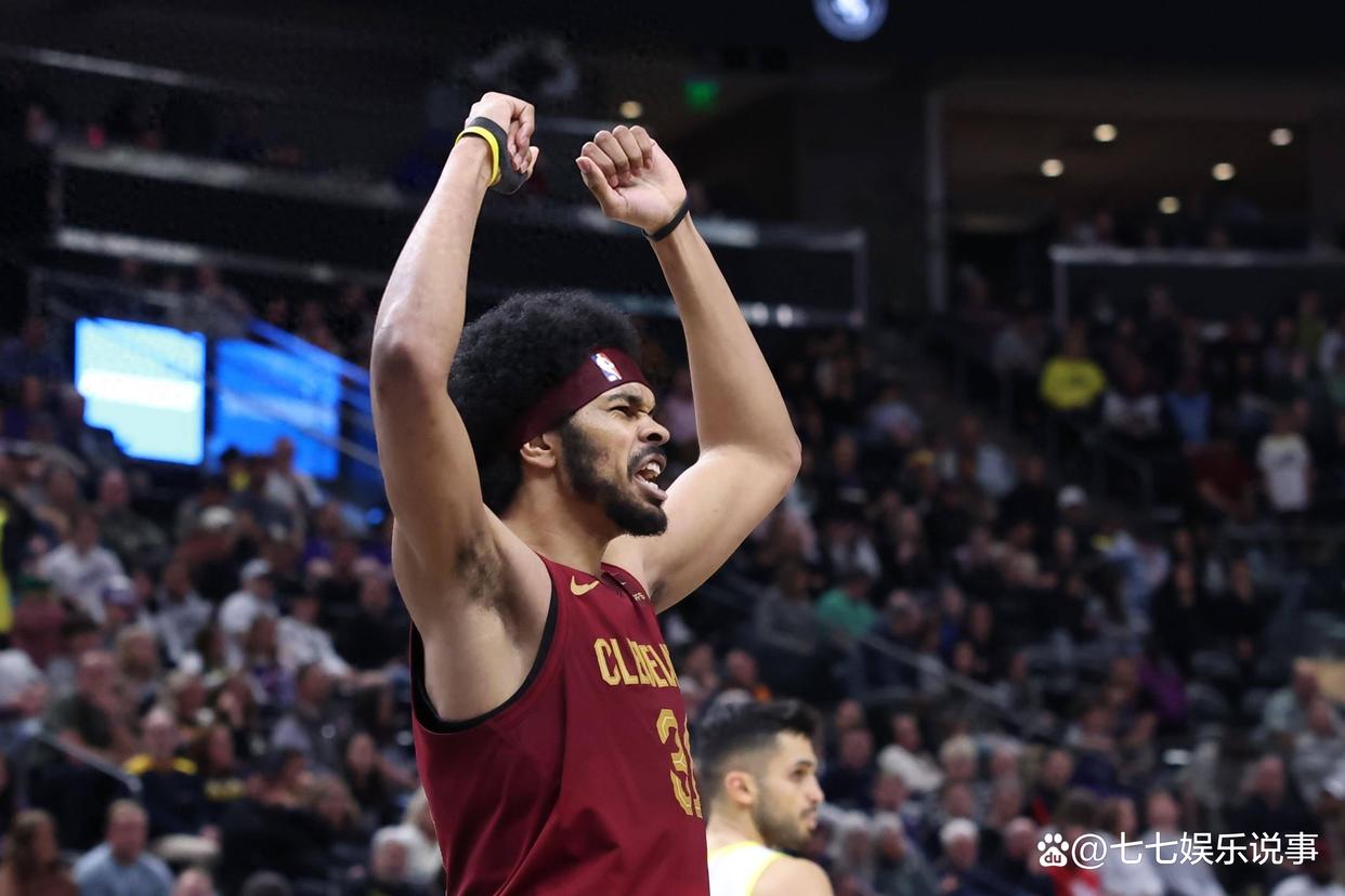 包含克里夫兰骑士清晨更衣室发声；志在NBA常规赛名次提升；球迷炸锅；团队化学反应显著的词条