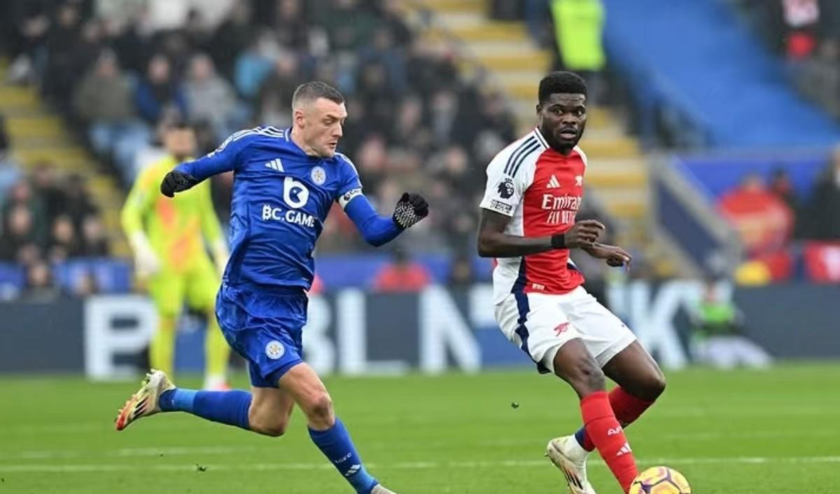 包含集结日体能课后;瓦伦西亚远射贴柱备战英超;质疑声仍在;数据趋势出现新变化的词条 包含集结日体能课后;瓦伦西亚远射贴柱备战英超;质疑声仍在;数据趋势出现新变化的词条