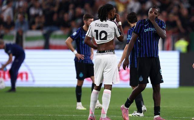 包含今夜阿贾克斯备战葡超;防线松动细节曝光;态度坚定;赛程密集仍需轮换的词条 包含今夜阿贾克斯备战葡超;防线松动细节曝光;态度坚定;赛程密集仍需轮换的词条