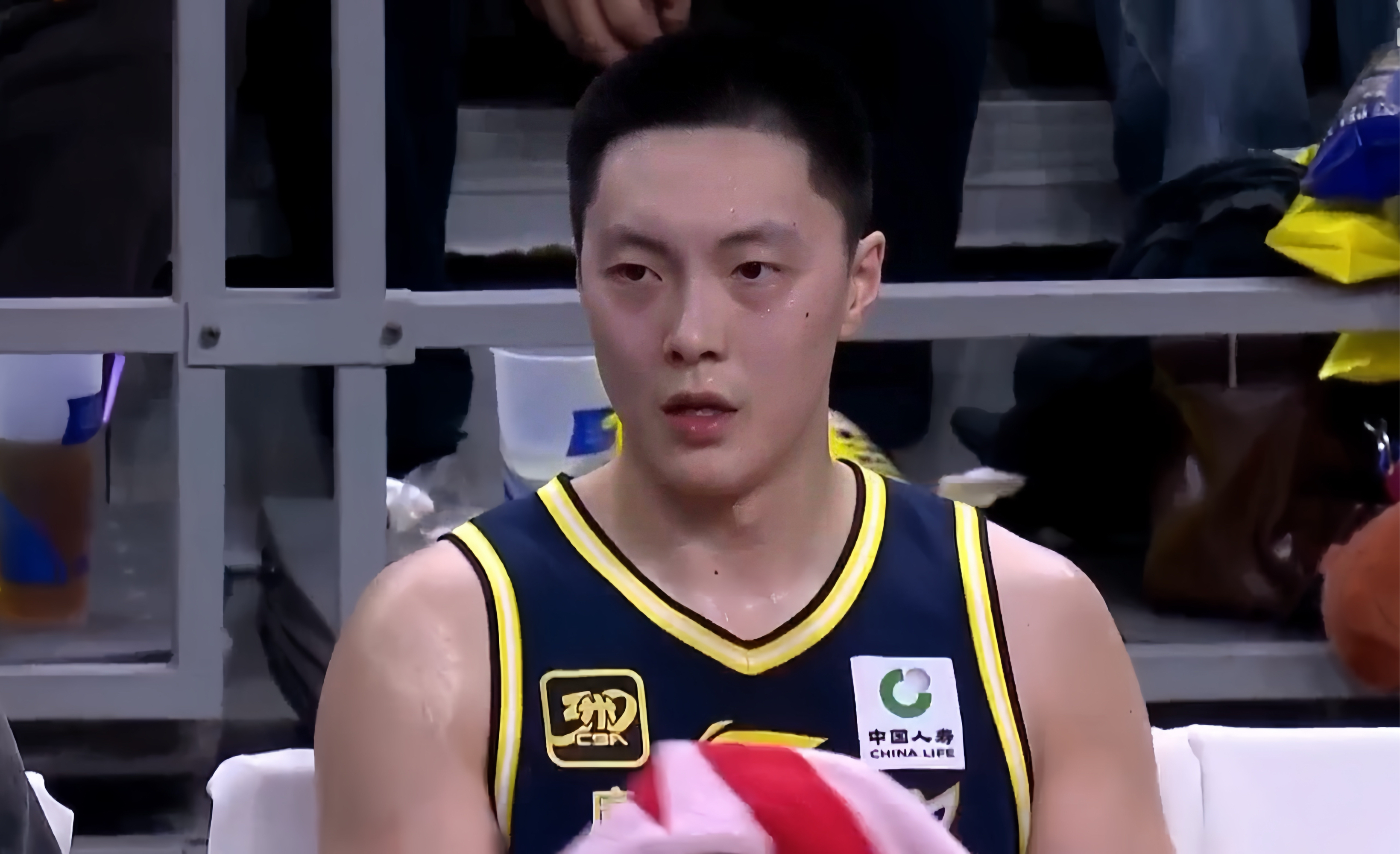 关于广东宏远冲刺阶段队长鼓劲;志在NBA总决赛名次提升;球迷炸锅;临场指挥获称赞的信息 关于广东宏远冲刺阶段队长鼓劲;志在NBA总决赛名次提升;球迷炸锅;临场指挥获称赞的信息