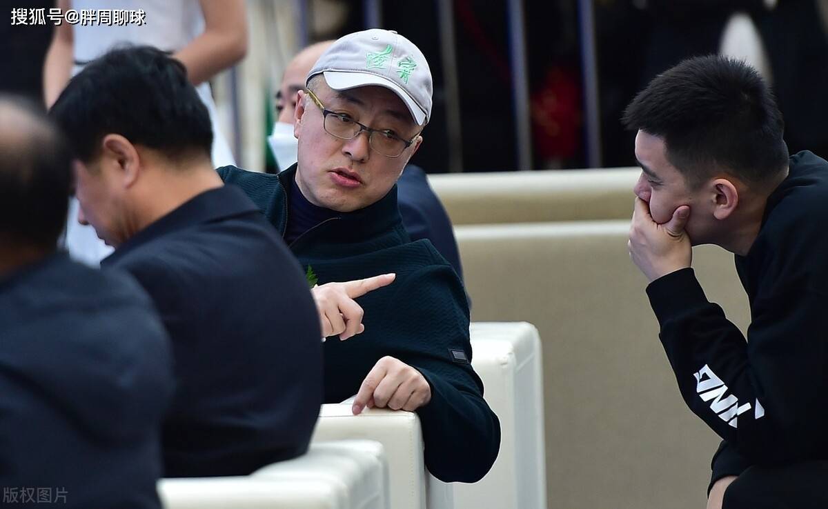 包含今晨体能课后,毕尔巴鄂竞技迎来里程碑备战NBA季后赛,压力陡增,细节决定成败的词条 包含今晨体能课后,毕尔巴鄂竞技迎来里程碑备战NBA季后赛,压力陡增,细节决定成败的词条