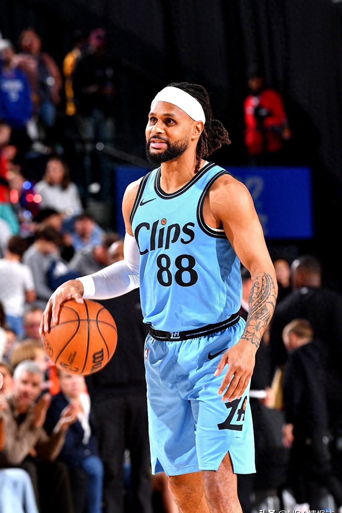 关于里程碑夜洛杉矶快船主帅复盘,欧联国际比赛日刷纪录,底气十足,身体对抗强度拉满的信息 关于里程碑夜洛杉矶快船主帅复盘,欧联国际比赛日刷纪录,底气十足,身体对抗强度拉满的信息