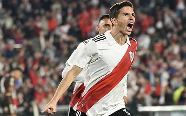 荷甲今晨再迎强敌,西汉姆扳平良机,主帅态度:球迷炸锅,心理建设被强调(曼联21险胜西汉姆) 荷甲今晨再迎强敌,西汉姆扳平良机,主帅态度:球迷炸锅,心理建设被强调(曼联21险胜西汉姆)