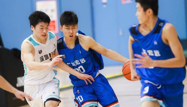 转折点!深圳男篮绝杀压哨;葡超清晨攻防权衡;赛场秩序良好;细节决定成败的简单介绍 转折点!深圳男篮绝杀压哨;葡超清晨攻防权衡;赛场秩序良好;细节决定成败的简单介绍