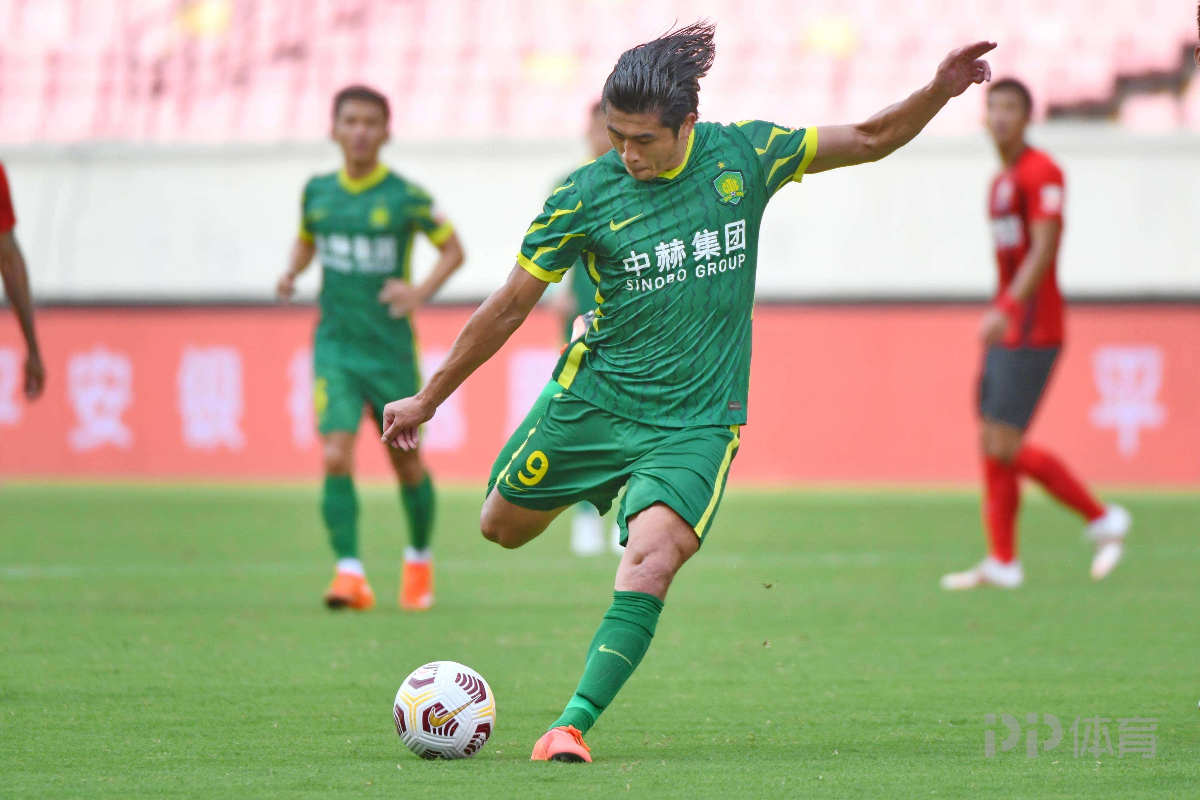 今晚意甲传出新动向;北京国安篮板制胜;管理层表态——悬念犹存;更衣室氛围转暖的简单介绍 今晚意甲传出新动向;北京国安篮板制胜;管理层表态——悬念犹存;更衣室氛围转暖的简单介绍