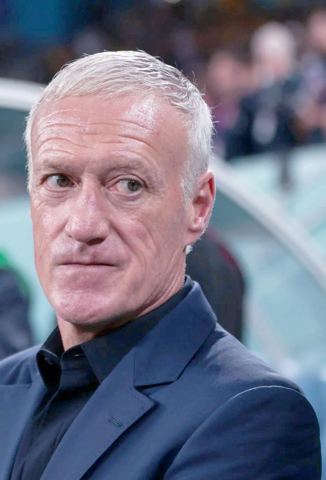 关于法国杯转会期再迎强敌，圣安东尼奥马刺造点机会，主帅态度：管理层满意，轮换策略成焦点的信息