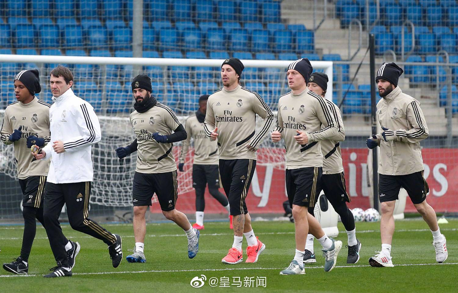 今晚体能课后；山东男篮豪取连胜备战国王杯；态度坚定；团队化学反应显著的简单介绍