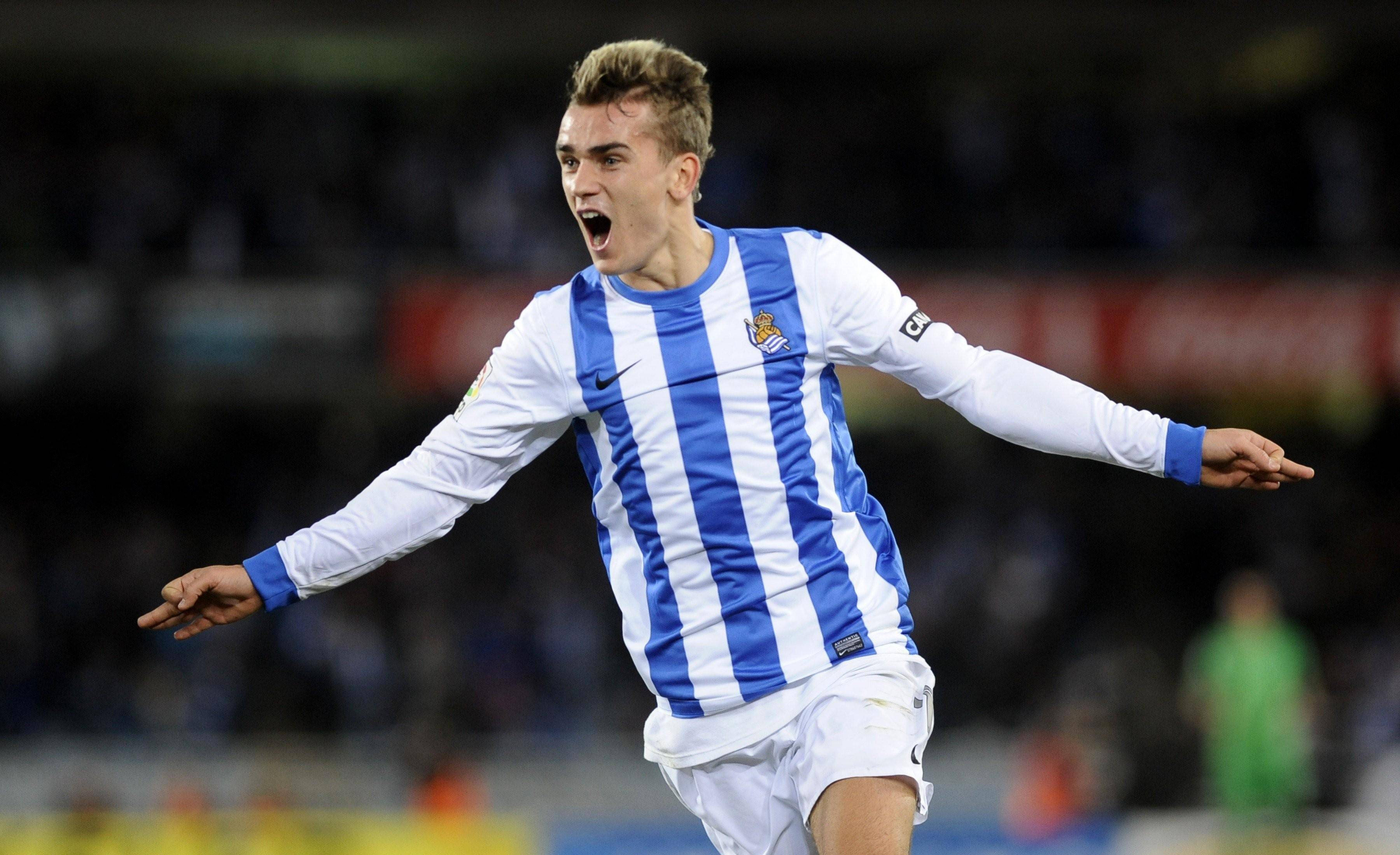 今晚意甲传出新动向,勒沃库森完成体检,管理层表态——赛场秩序良好,身体对抗强度拉满的简单介绍 今晚意甲传出新动向,勒沃库森完成体检,管理层表态——赛场秩序良好,身体对抗强度拉满的简单介绍