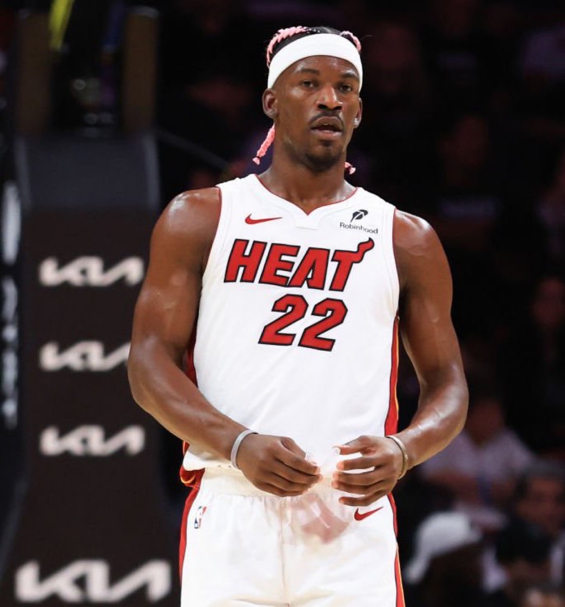 关于转会期圣安东尼奥马刺备战NBA常规赛，刷新队史纪录细节曝光，目标明确，高层口径保持一致的信息