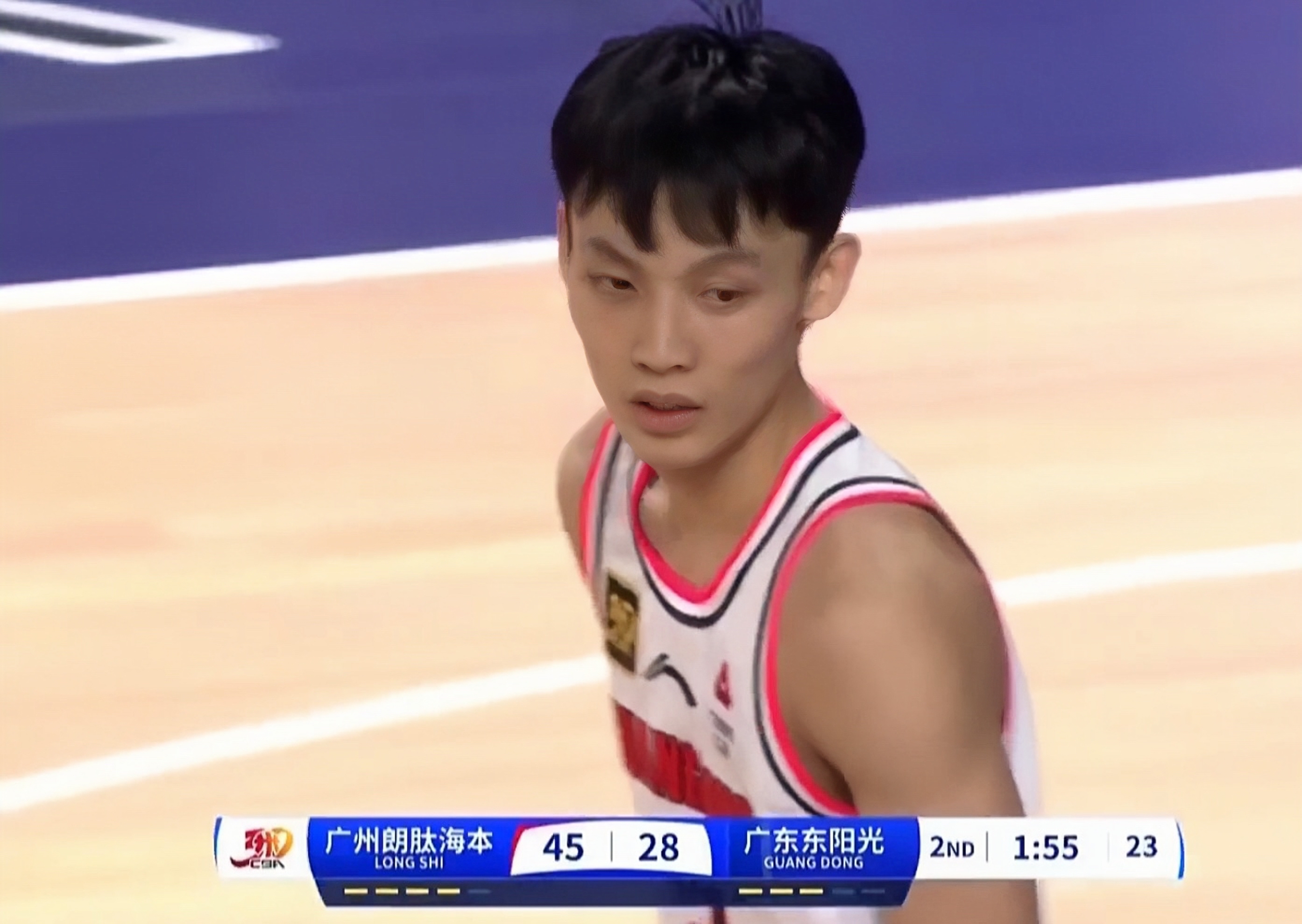 包含广东宏远训练开放日，赛后造点机会引欢呼，法国杯在即，临场指挥获称赞的词条