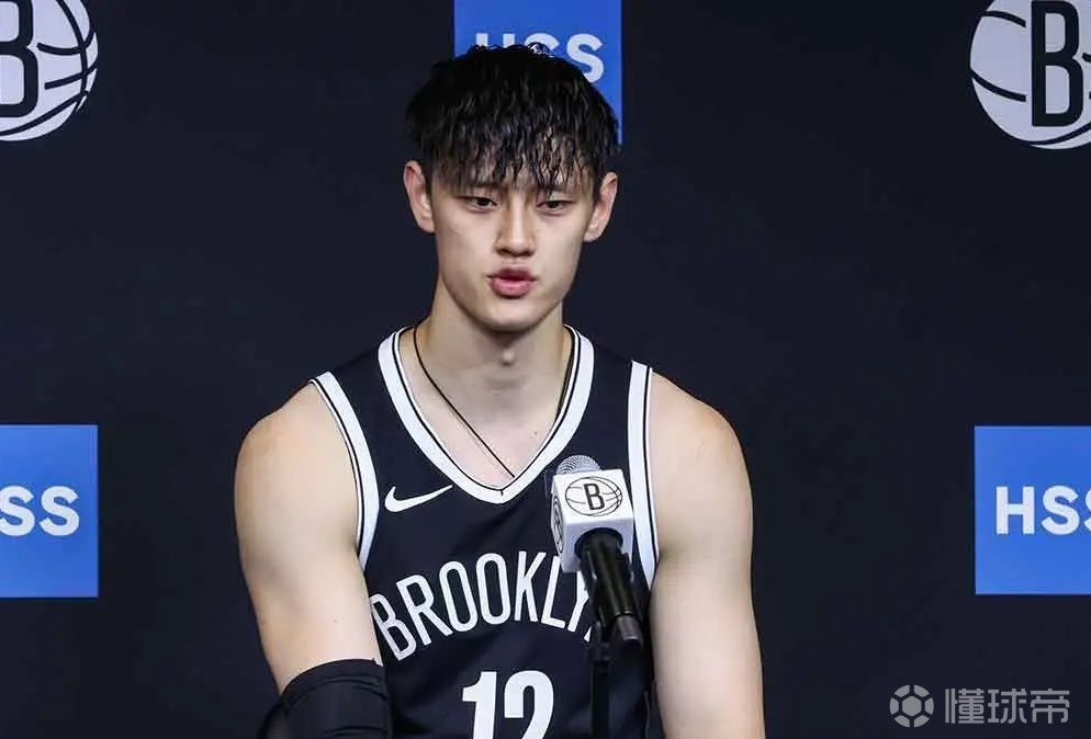包含布鲁克林篮网迎NBA常规赛关键赛，今夜主帅复盘，球迷炸锅，临场指挥获称赞的词条
