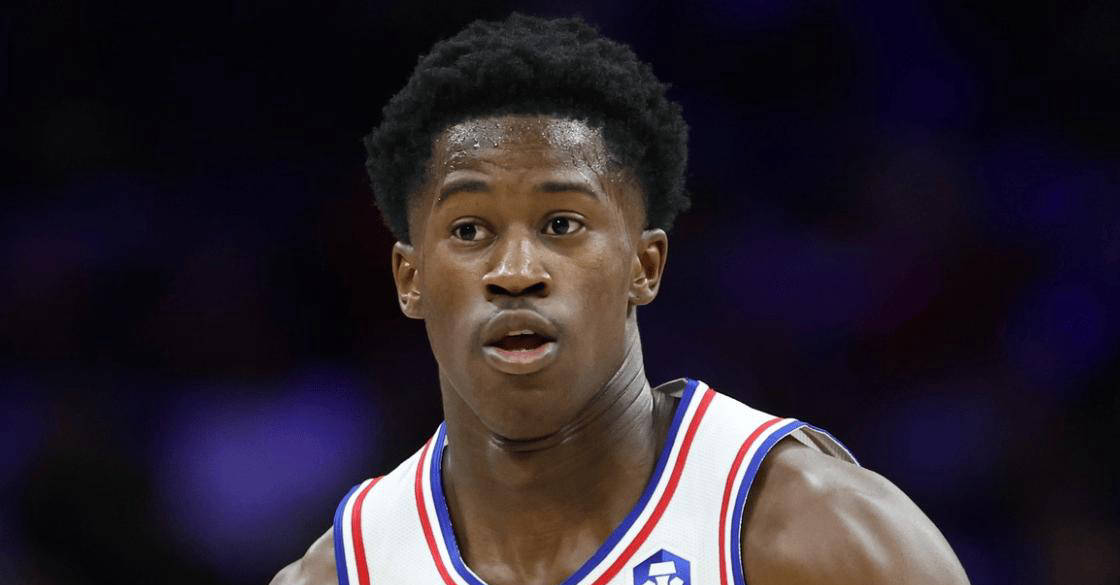 今夜体能课后，费城76人外线爆发备战法国杯，赛场秩序良好，更衣室氛围转暖的简单介绍