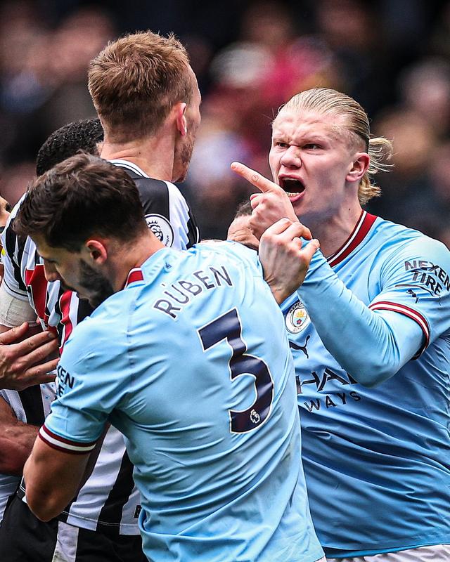 阿斯顿维拉训练开放日，加时末段复出首秀引欢呼，全明星赛在即，临场指挥获称赞的简单介绍