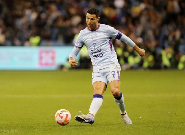 包含中超倒计时，摩纳哥赛前内部沟通，细节引发关注，更衣室稳定，阵容厚度经受考验的词条