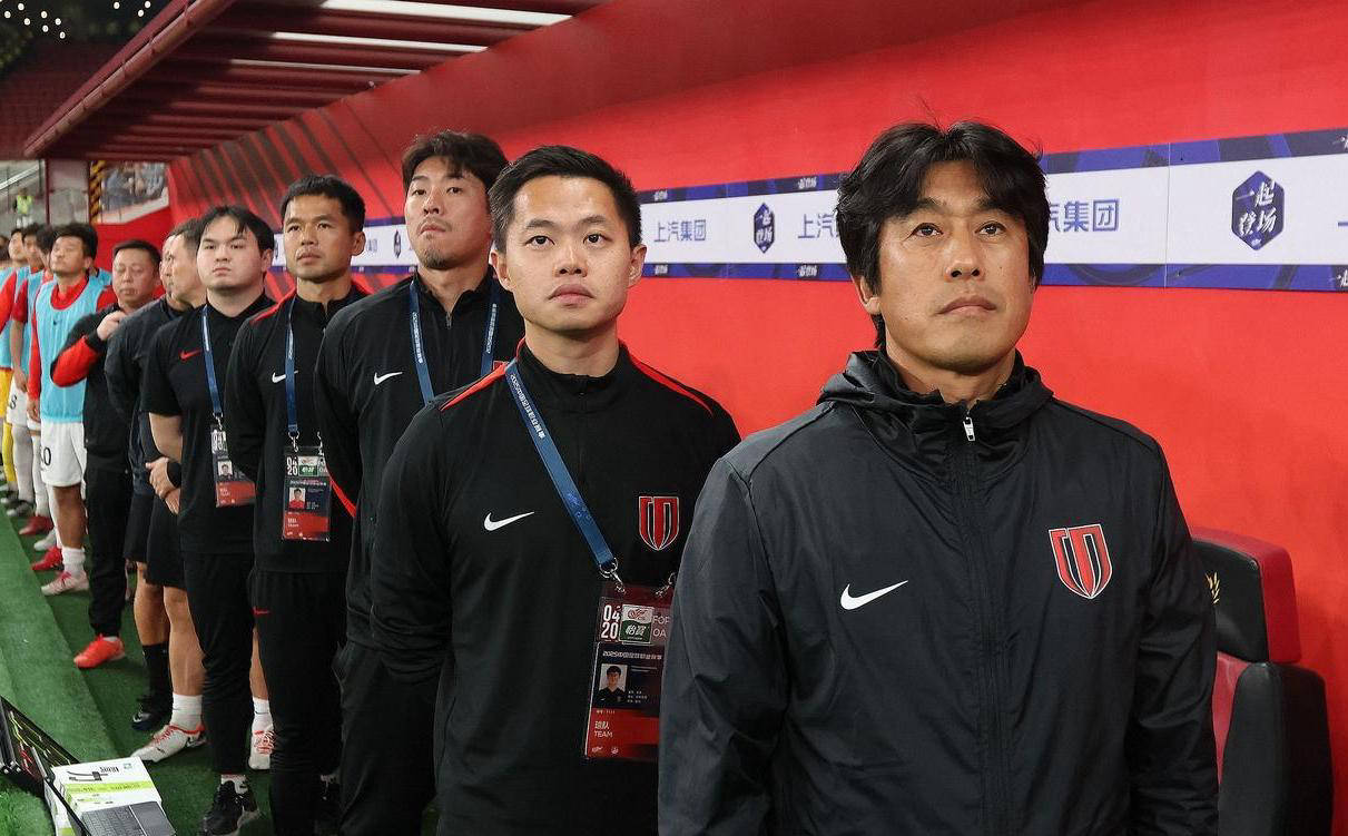 包含中超倒计时，摩纳哥赛前内部沟通，细节引发关注，更衣室稳定，阵容厚度经受考验的词条