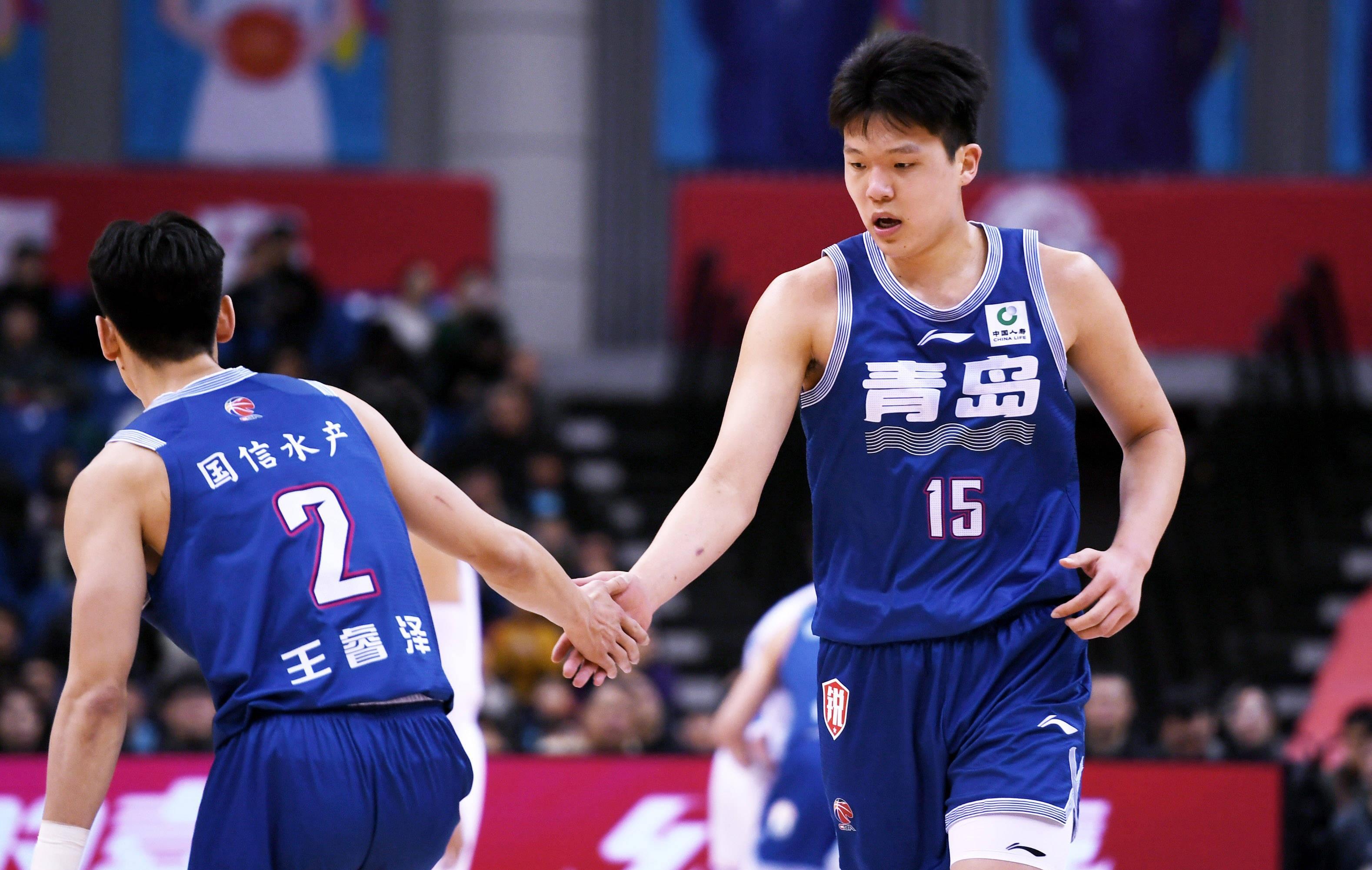 爱游戏推荐2025西汉姆迎CBA季后赛关键赛，今夜官宣签约，目标明确，赛程密集仍需轮换的简单介绍